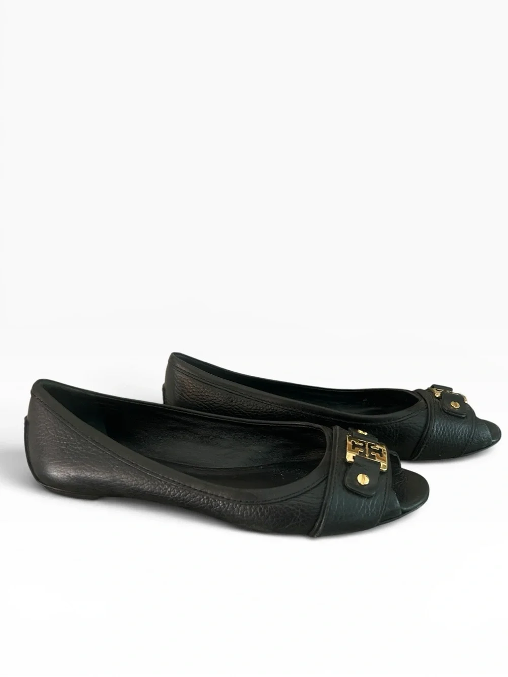 Tory Burch Cline Black Leather Gold Logo Flat Open Peep Toe Buckle Slide Sz 8.5